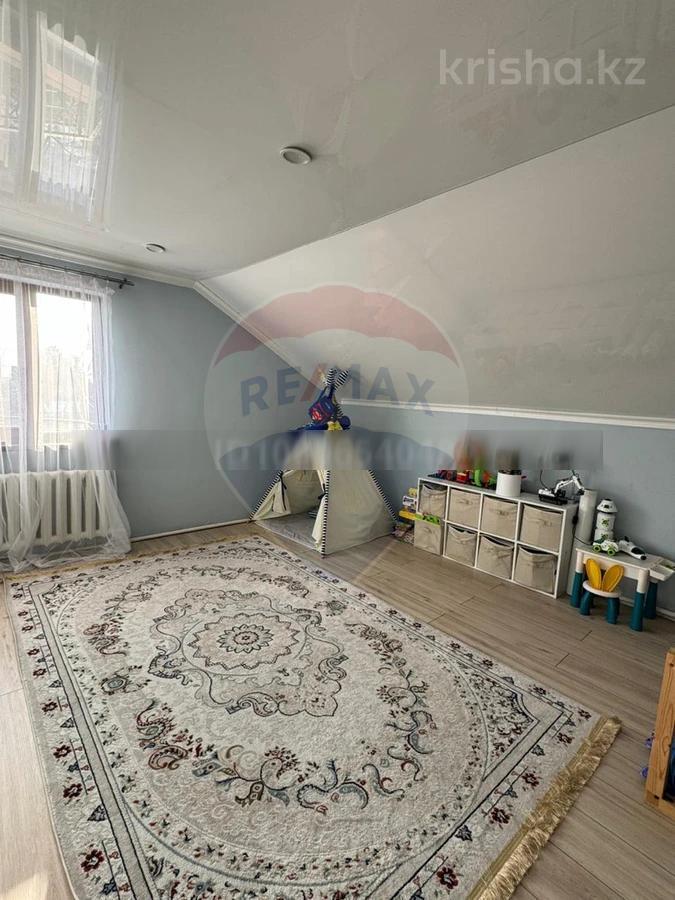Фото Отдельный дом, 8 комн, 250м²