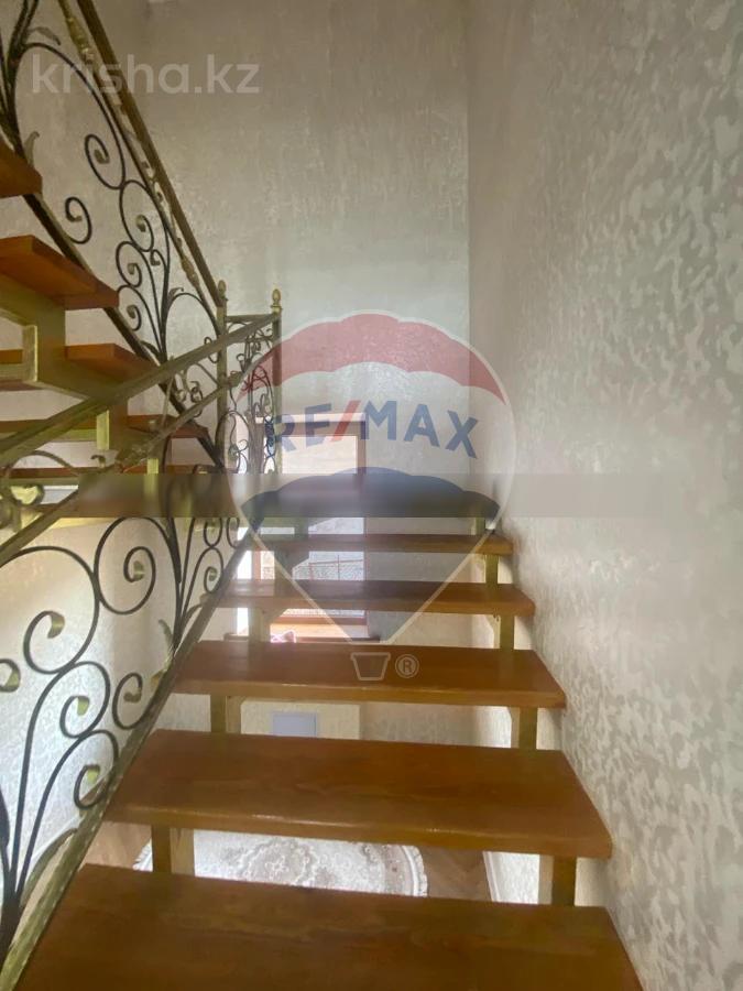 Фото Отдельный дом, 5 комн, 210м²