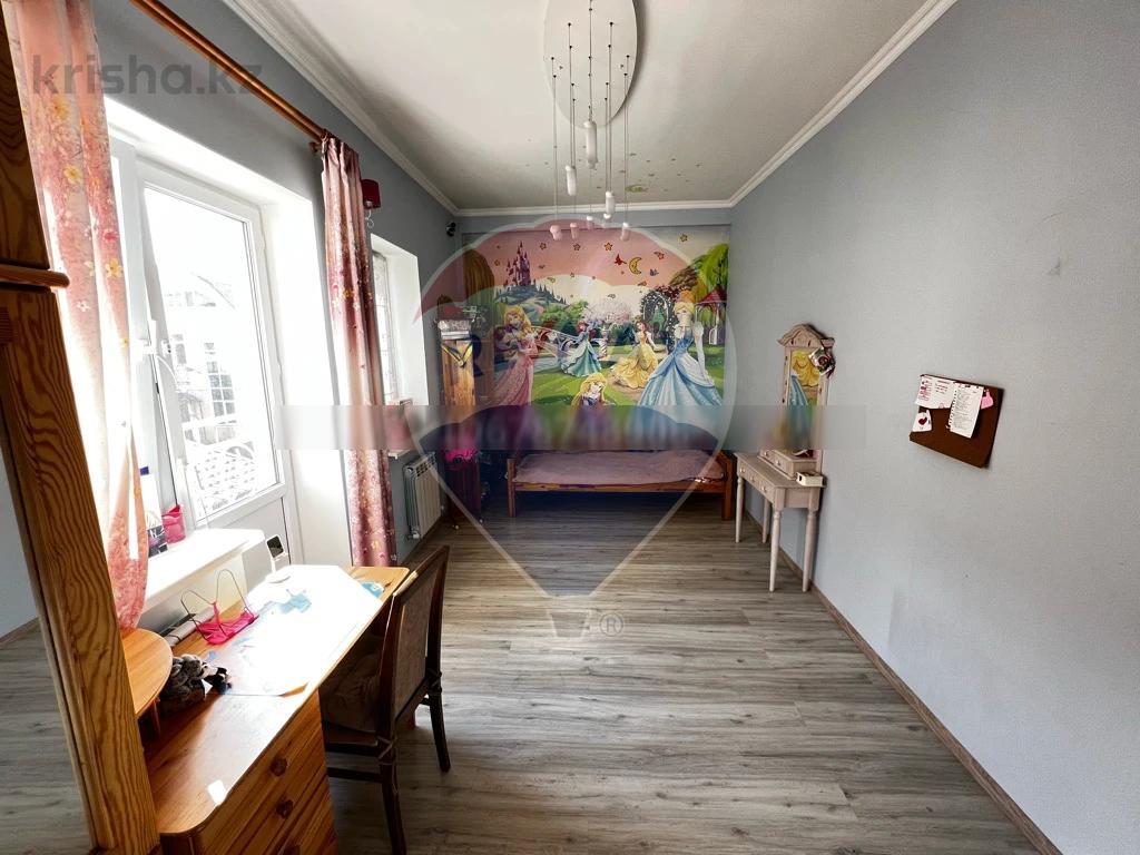 Фото Отдельный дом, 5 комн, 215м²