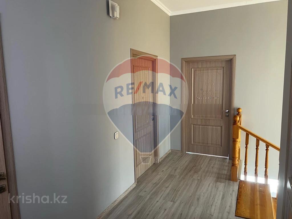 Фото Отдельный дом, 5 комн, 215м²