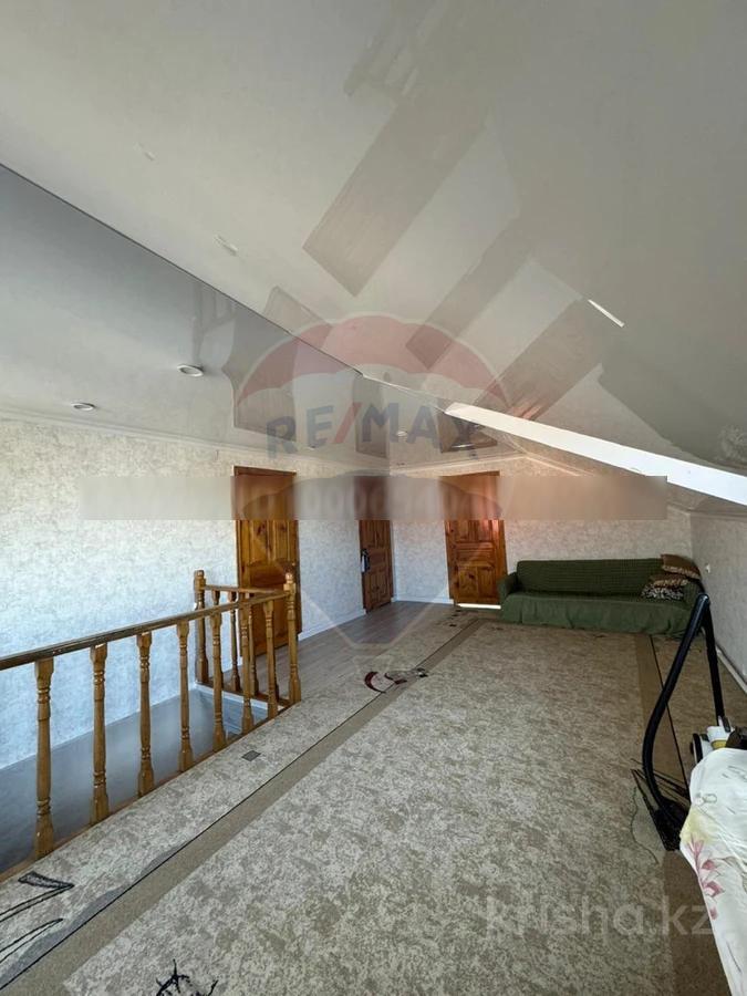 Фото Отдельный дом, 8 комн, 250м²