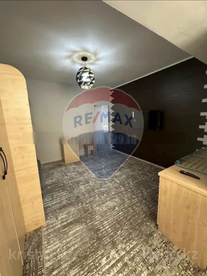 Фото Квартира, 3 комн, 80 м², 3/9 эт., 2000 г.п.