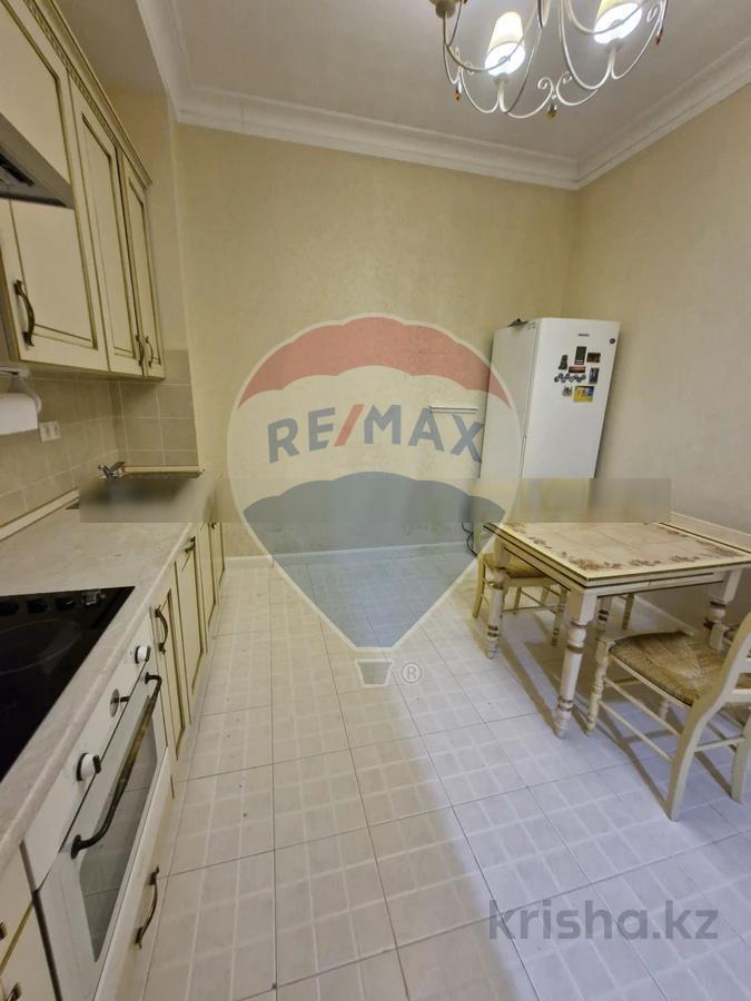 Фото Квартира, 4 комн, 158 м², 3/7 эт.