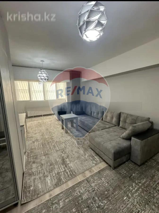 Фото Квартира, 3 комн, 80 м², 3/9 эт., 2000 г.п.