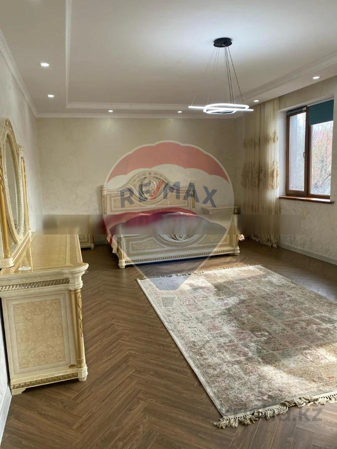Фото Отдельный дом, 5 комн, 210м²