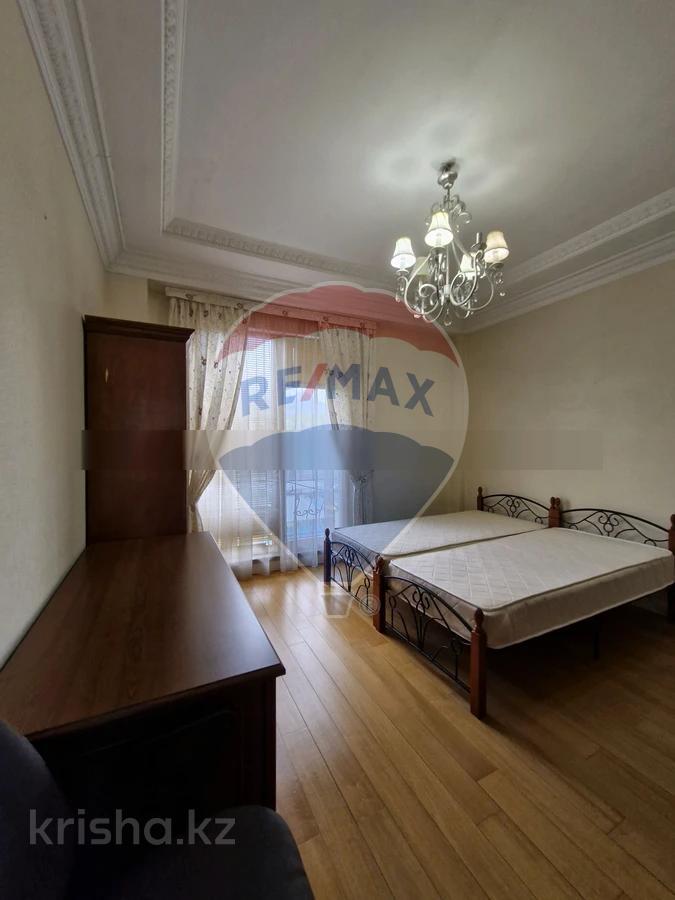 Фото Квартира, 4 комн, 158 м², 3/7 эт.