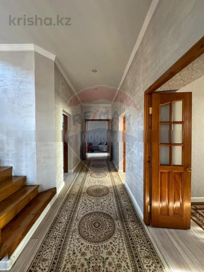 Фото Отдельный дом, 8 комн, 250м²